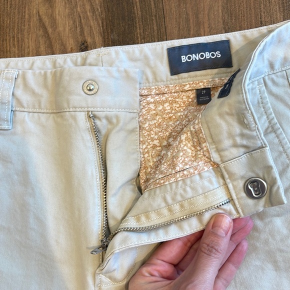 BONOBOS MEN’s 7” INSEAM KHAKI SHORTS BUTTON POCKET CHINO BOAT FLAT FRONT SZ 29 - Picture 3 of 6